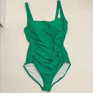 HILOR ONE PIECE WOMEN’S SWIMSUIT GREEN RUCHED SIZE 12